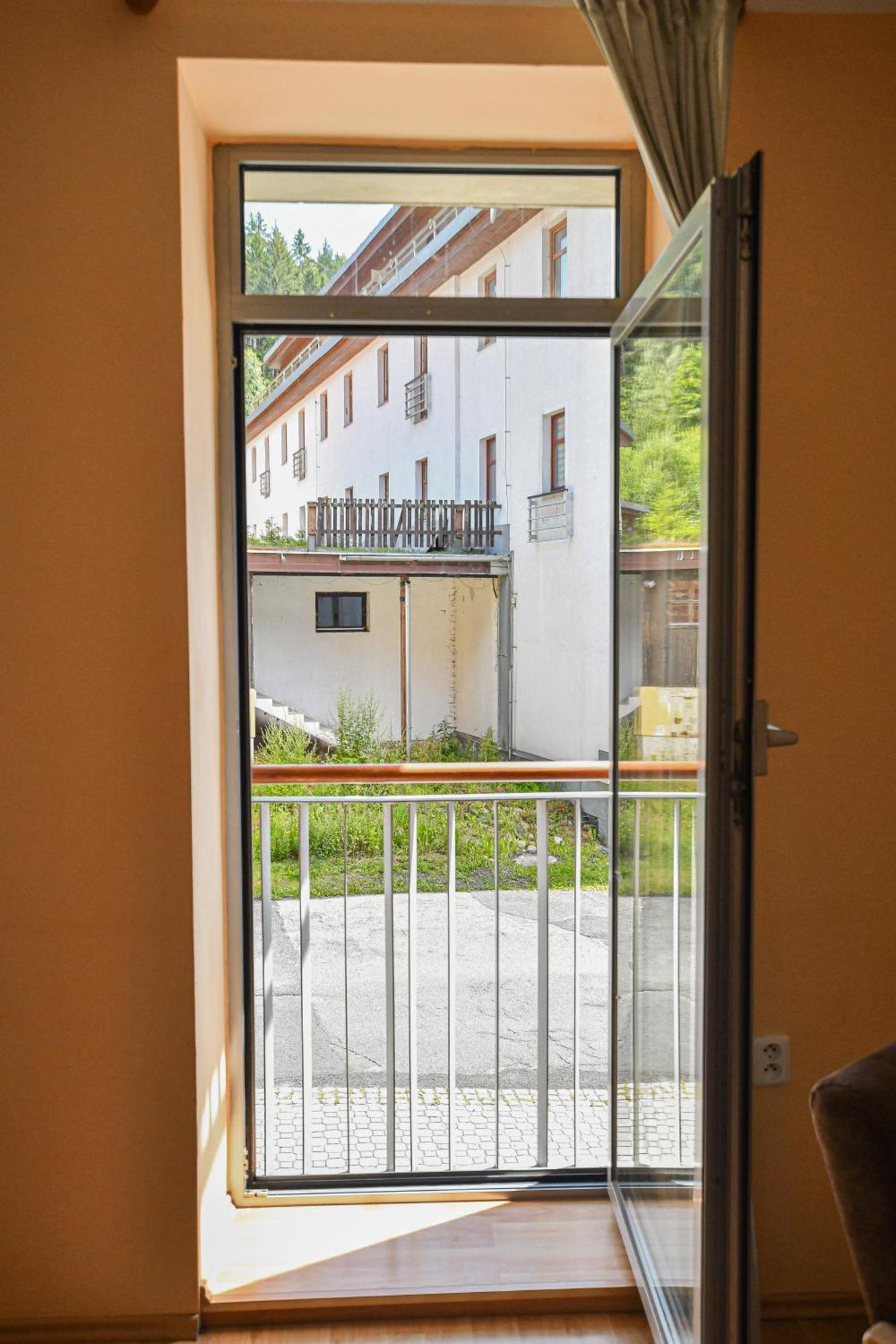 Apartmany Ados Harrachov Exterior photo